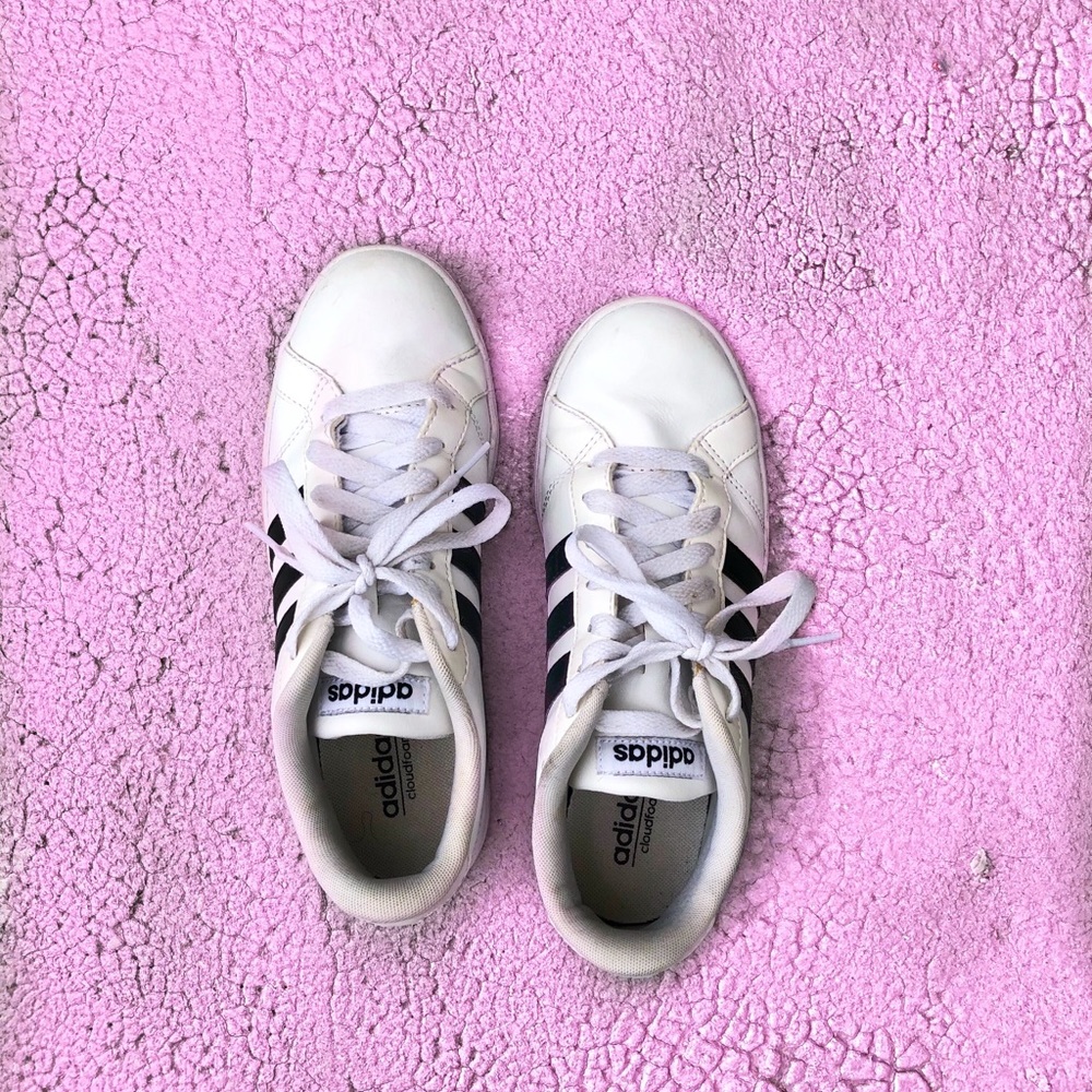 Women’s Adidas Neo Sneakers